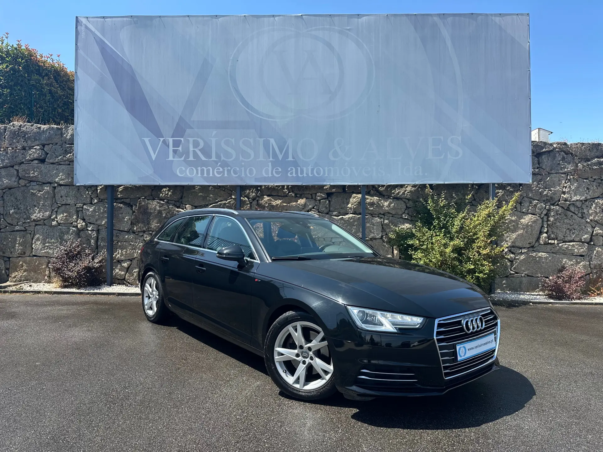 Audi A4 Avant 2.0 TDI S-line 1