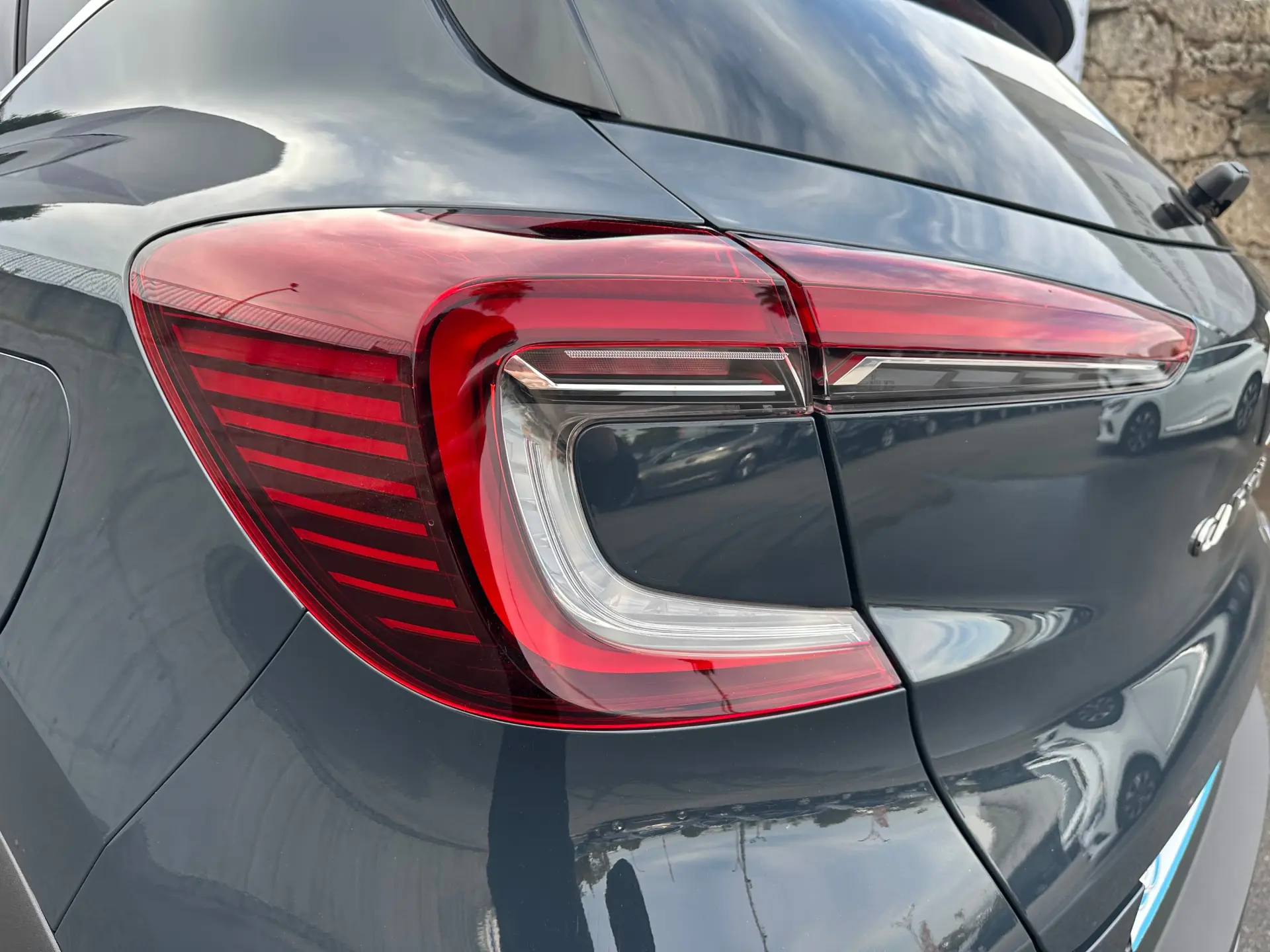 Renault Captur 1.6 E-Tech Plug-In Intens 5