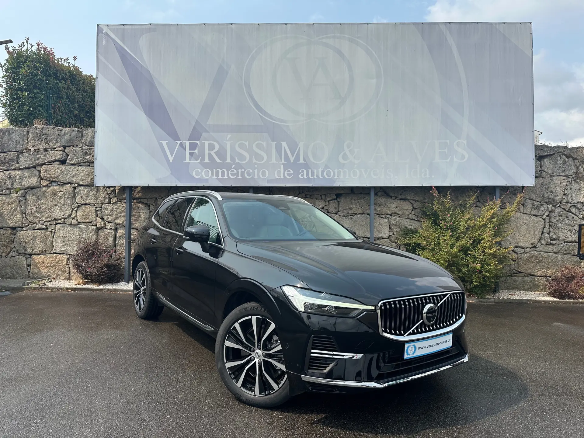 Volvo XC 60 2.0 T6 PHEV R-Design AWD 1
