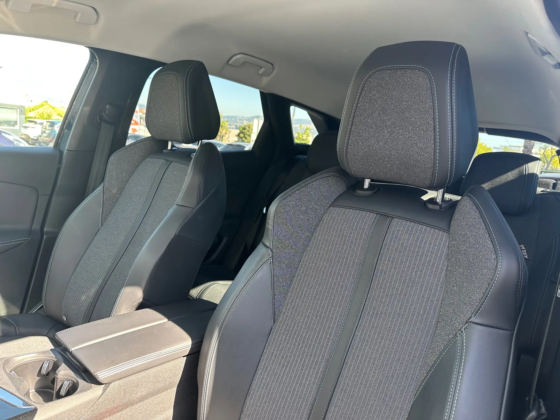 Peugeot 3008 1.6 Hybrid4 Allure e-EAT8 29