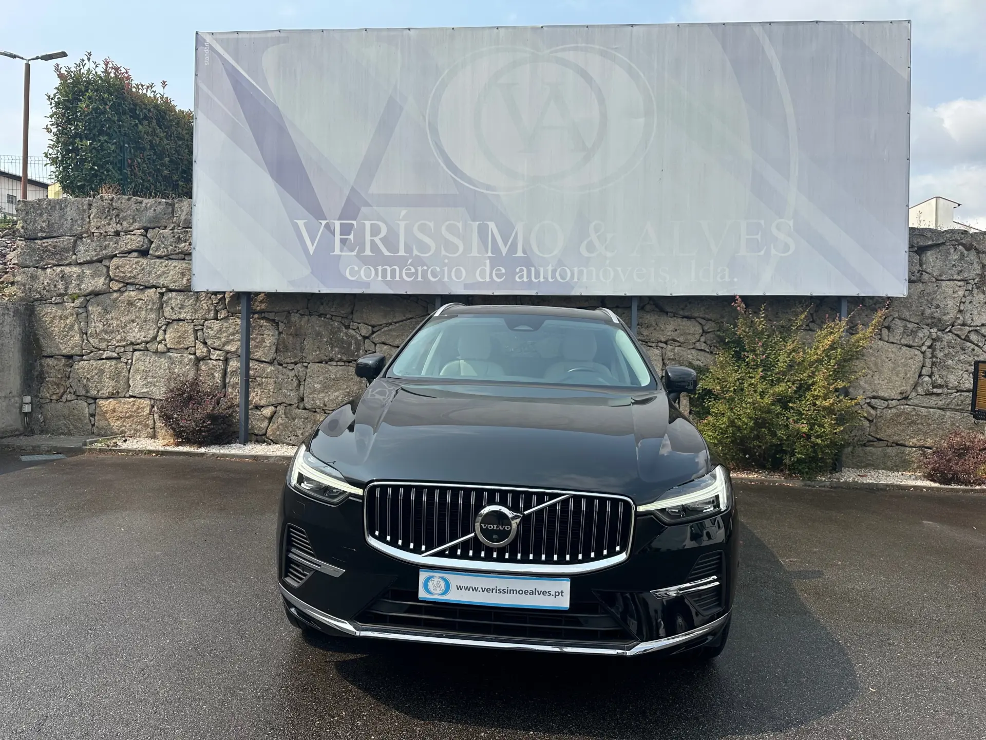 Volvo XC 60 2.0 T6 PHEV R-Design AWD 10