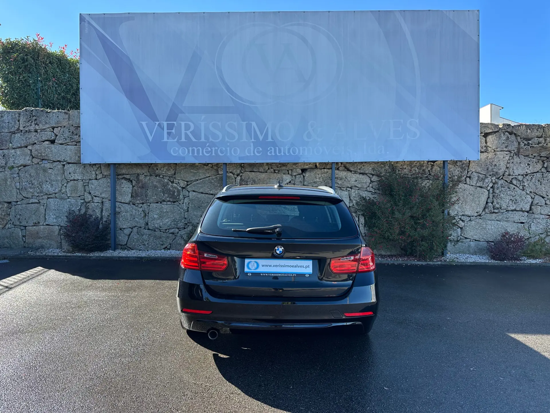 BMW 318 d Line Sport 12