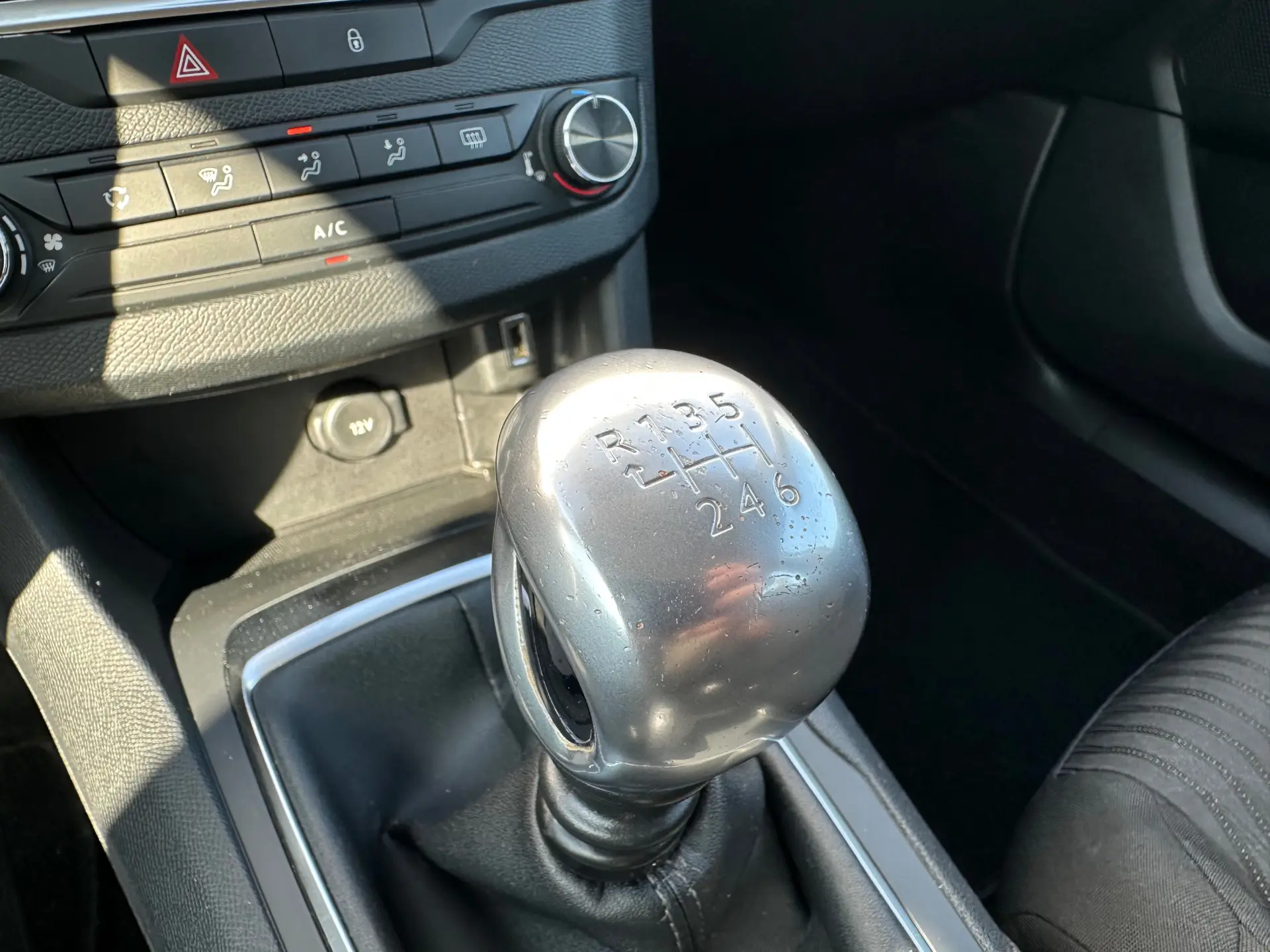Peugeot 308 SW 1.6 BlueHDi Active 22