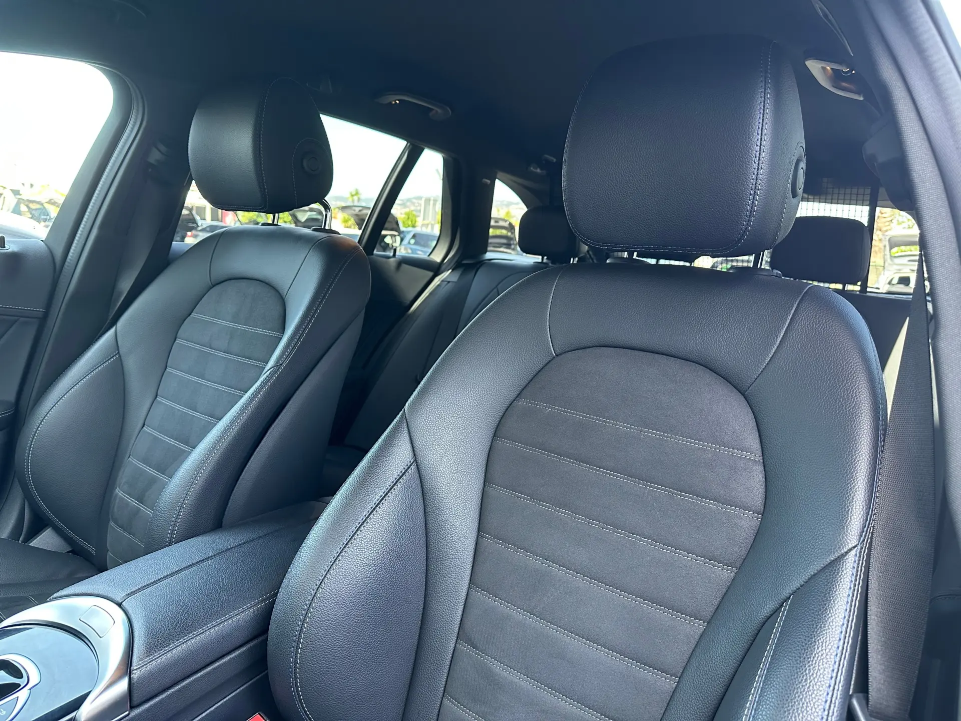 Mercedes-Benz C 300 de AMG Line 32