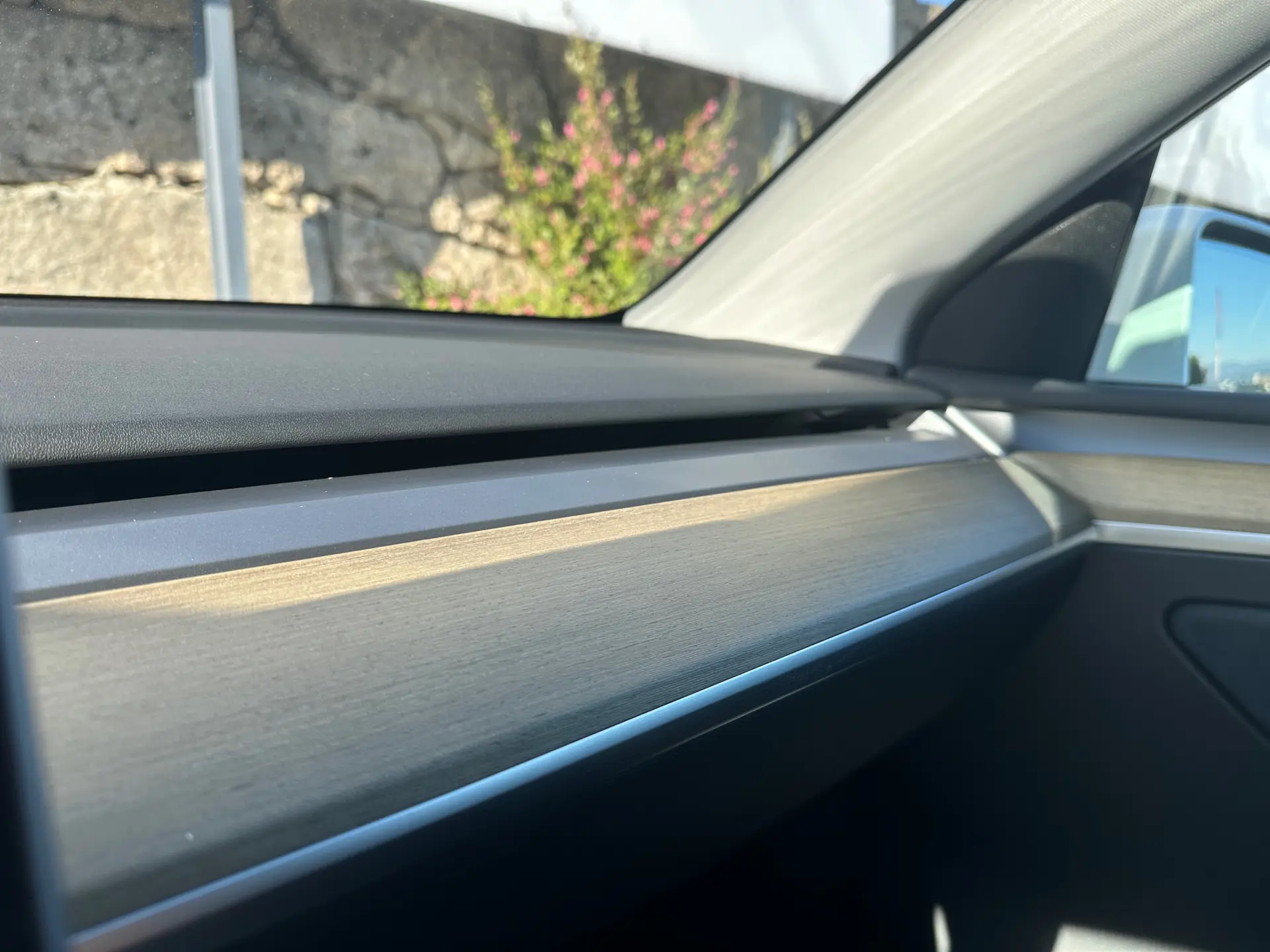 Tesla Model Y RWD 27