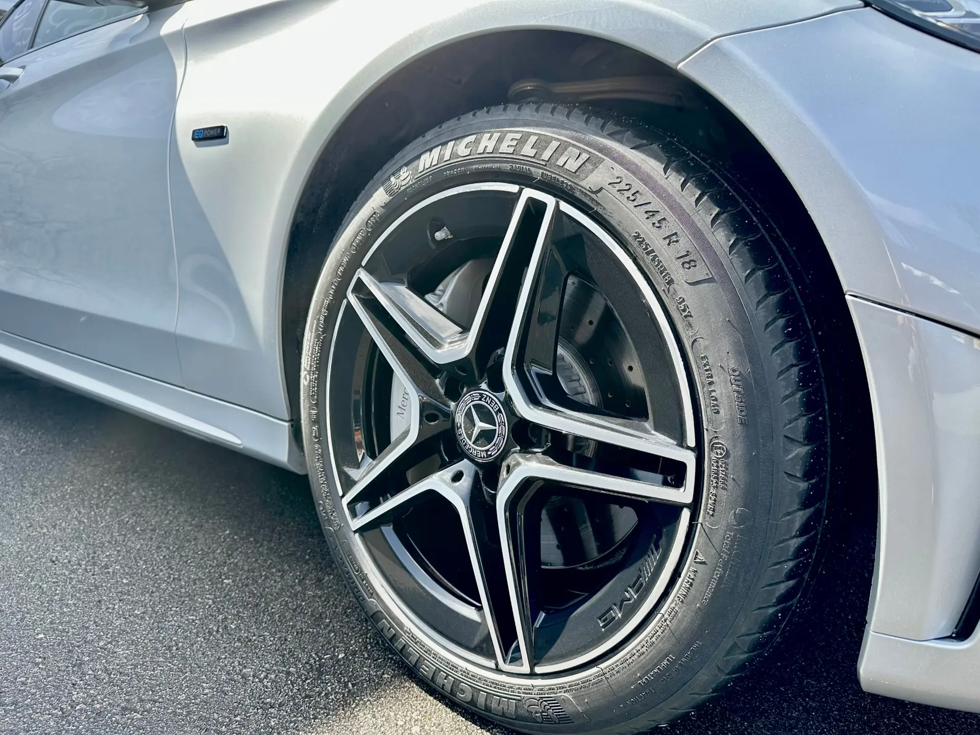 Mercedes-Benz C 300 de AMG Line 11