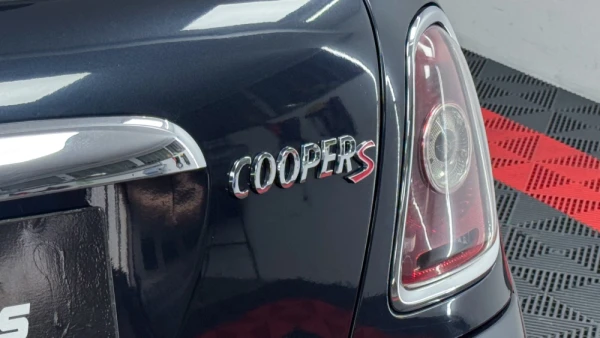 MINI John Cooper Works 13
