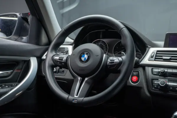 BMW 320 d Sport-Aut. 22