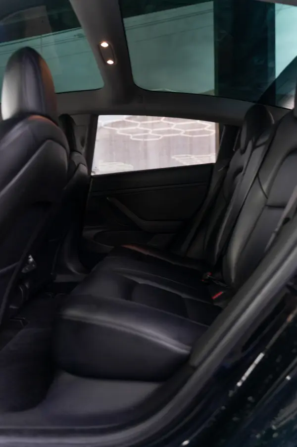 Tesla Model 3 Long Range AWD Dual Motor Performance 27