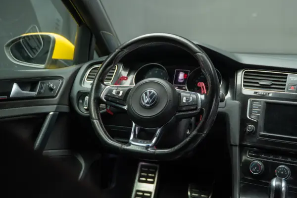 Volkswagen Golf 2.0 TSi GTI DSG 17