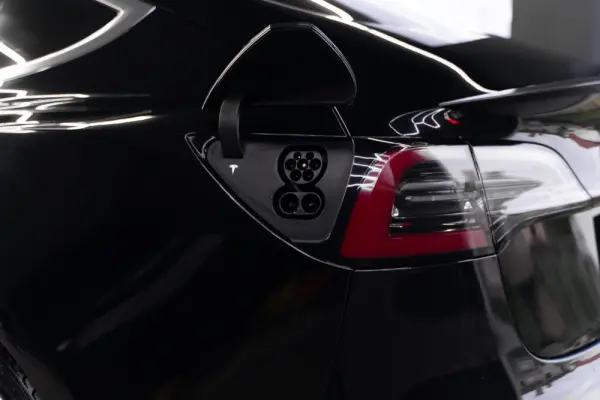 Tesla Model 3 Long Range AWD Dual Motor Performance 14