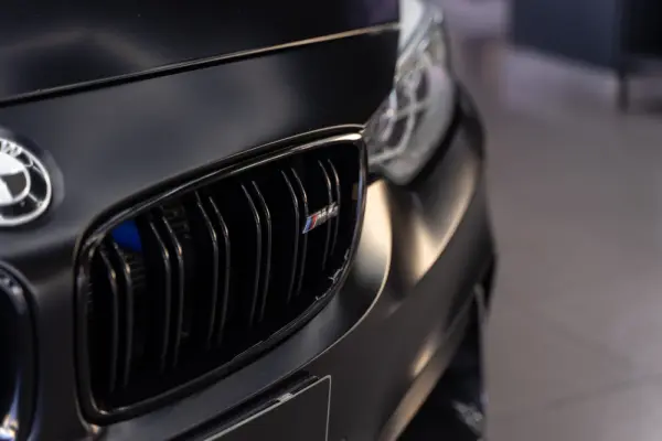 BMW M4 Outro 2