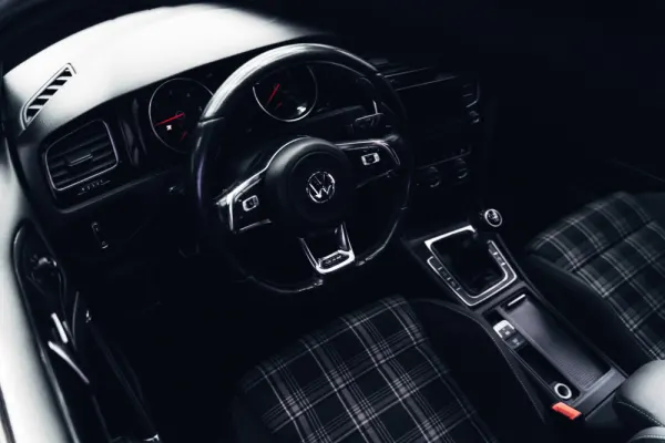 Volkswagen Golf 2.0 TDi GTD 17