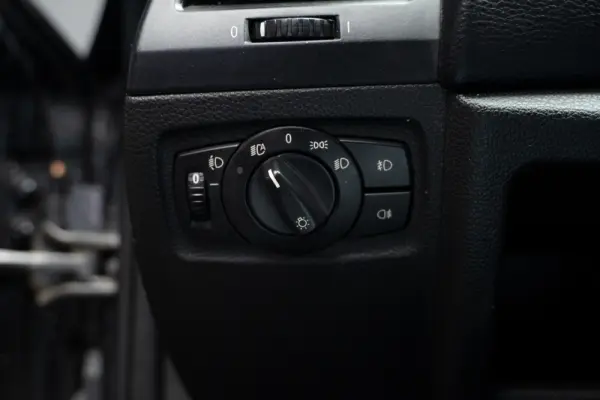 BMW 120 d DPF Edition Sport 9
