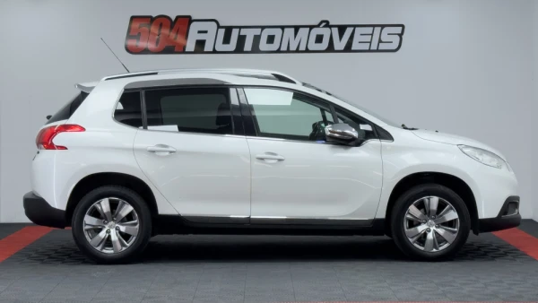 Peugeot 2008 1.2 PureTech Style 2