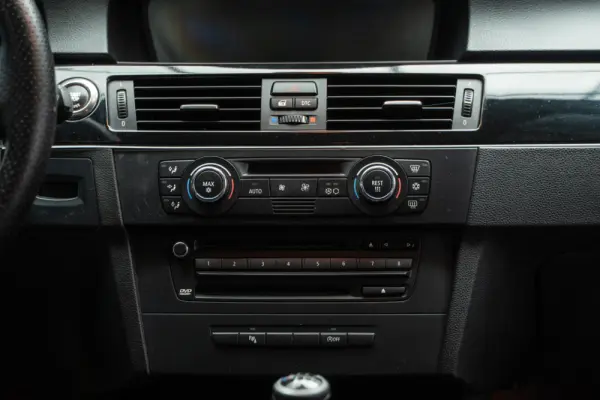 BMW 320 d Coupe 26