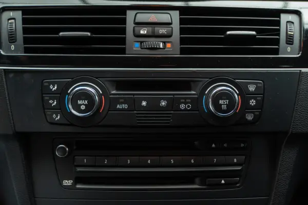 BMW 320 d Coupe 23