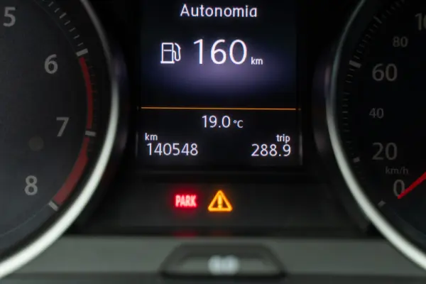 Volkswagen Golf 2.0 TSi GTI DSG 28