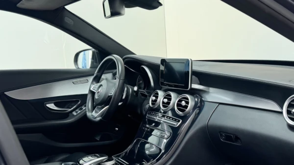 Mercedes-Benz C 220 d AMG Line Aut. 12