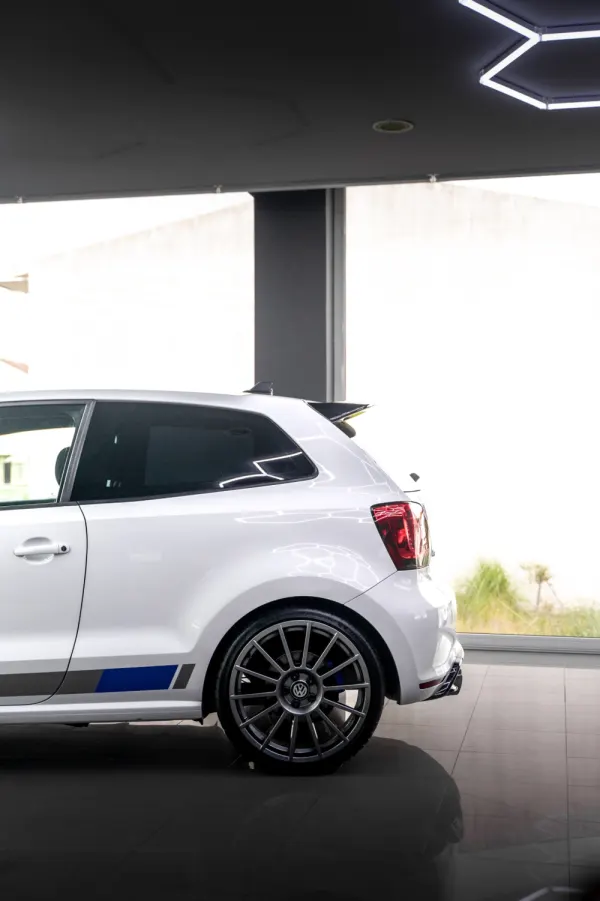 Volkswagen Polo 2.0 TSI R WRC 24