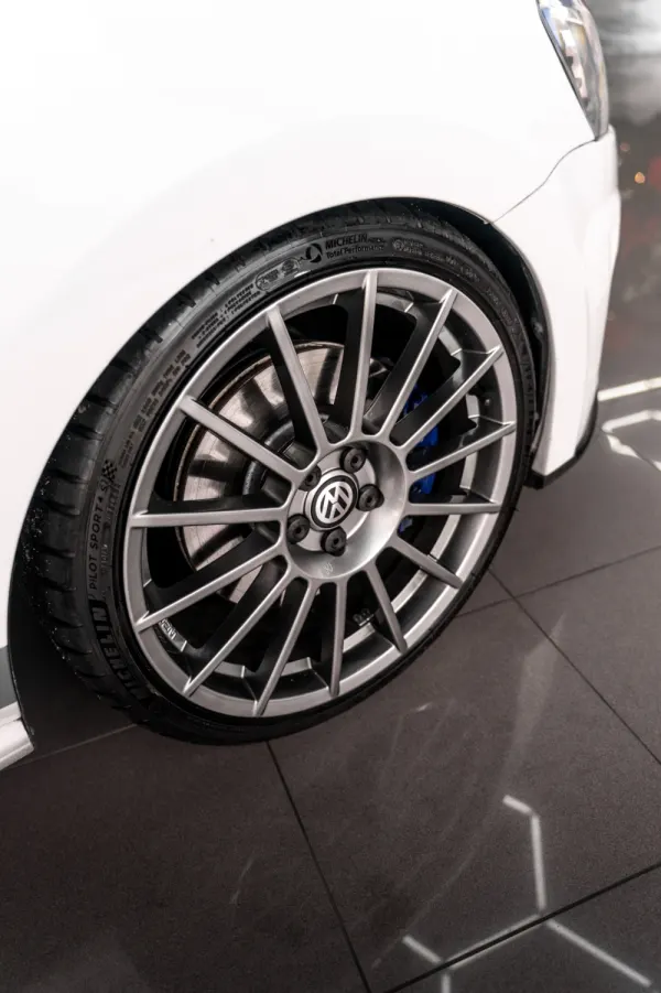 Volkswagen Polo 2.0 TSI R WRC 29