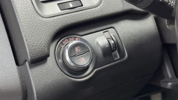 Opel Insignia Sports Tourer 14