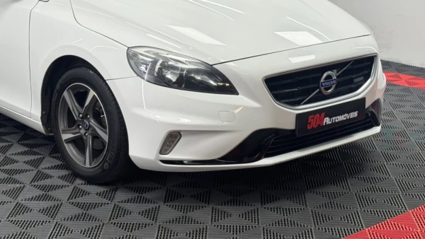 Volvo V40 1.6 D2 Eco R-Design 3