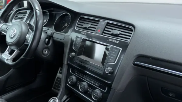 Volkswagen Golf 2.0 TDi GTD 15