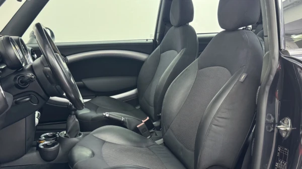 MINI John Cooper Works 28