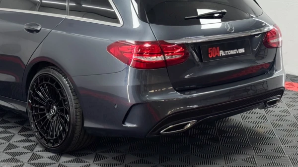 Mercedes-Benz C 220 d AMG Line Aut. 10