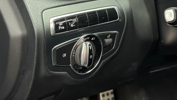 Mercedes-Benz C 220 d AMG Line Aut. 17