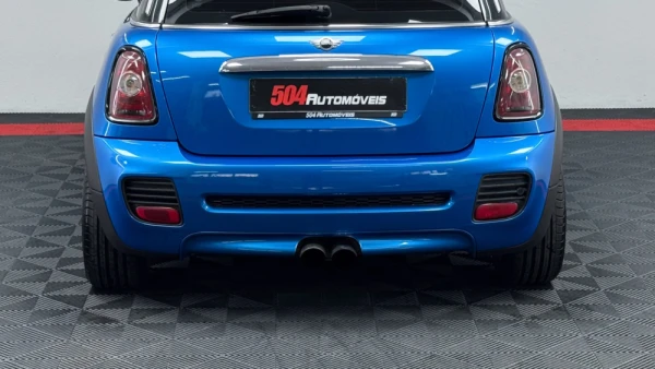 MINI 3 Portas ONE 13