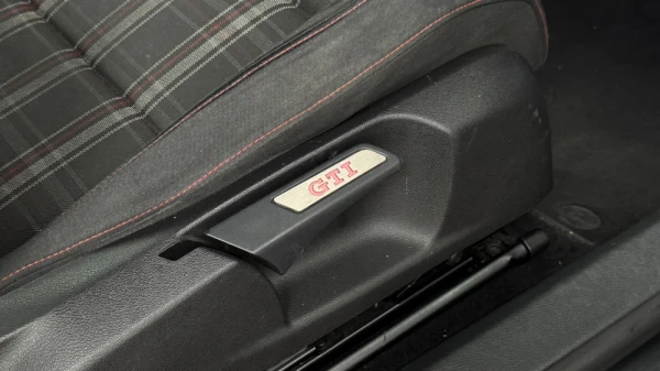 Volkswagen Golf 2.0 TSi GTI DSG 18