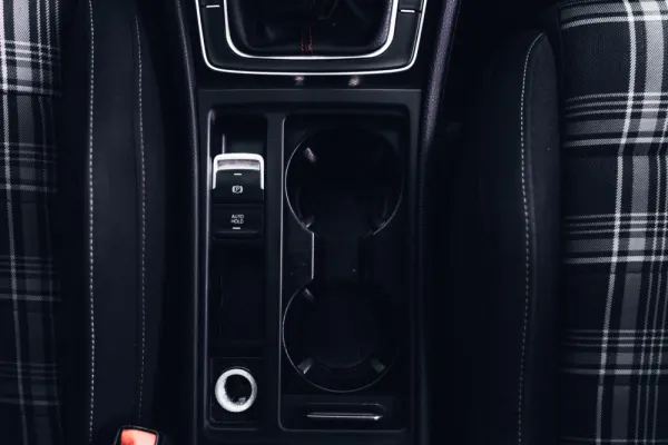 Volkswagen Golf 2.0 TDi GTD 29