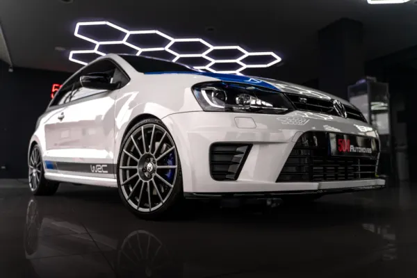 Volkswagen Polo 2.0 TSI R WRC 8