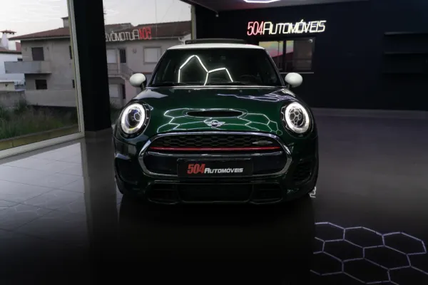 MINI 3 Portas John Cooper Works Plus Auto Desportiva 39