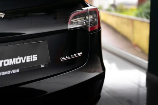 Tesla Model 3 Long Range AWD Dual Motor Performance 10