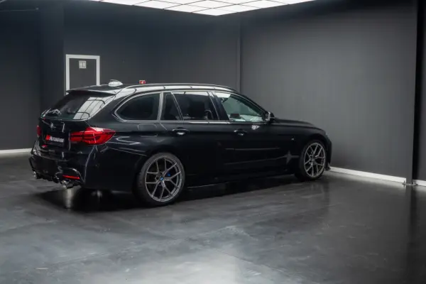 BMW 318 d Auto Pack M 7