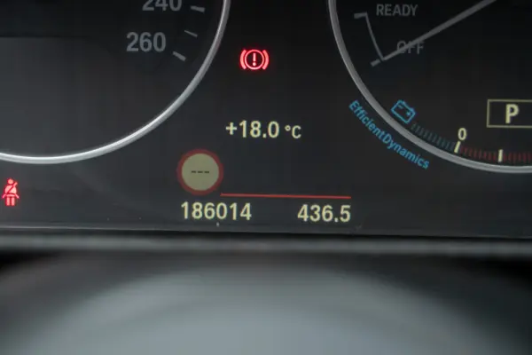 BMW 320 d Sport-Aut. 29