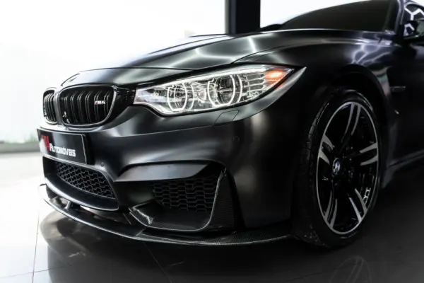 BMW M4 Outro 9