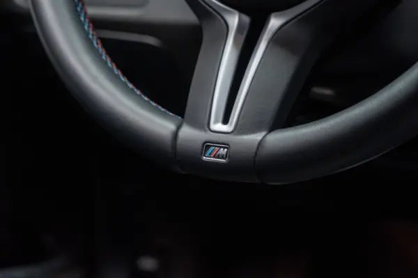 BMW 320 d Sport-Aut. 23