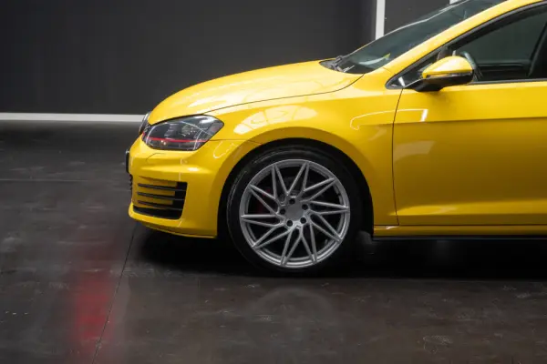 Volkswagen Golf 2.0 TSi GTI DSG 4