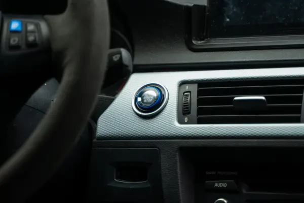 BMW 318 d Pack M 25