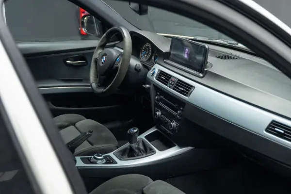 BMW 318 d Pack M 29