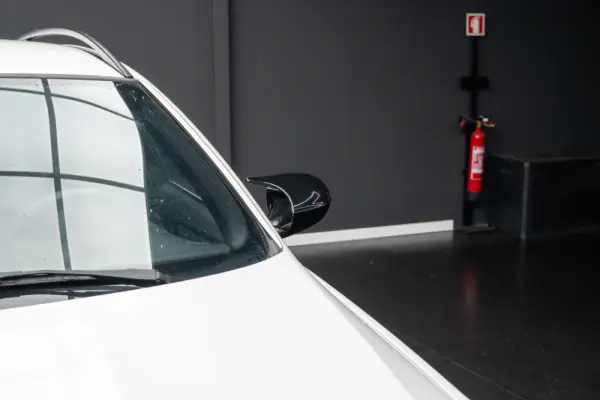 BMW 318 d Pack M 7