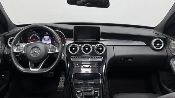 Mercedes-Benz C 220 d AMG Line Aut. 19