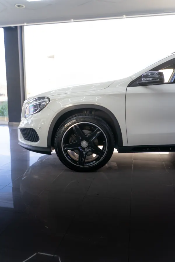 Mercedes-Benz GLA 220 d AMG Line 20