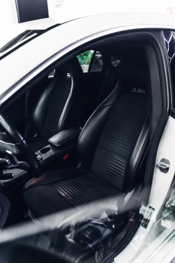 Mercedes-Benz CLA 220 d Shooting Brake AMG Line Aut. 20