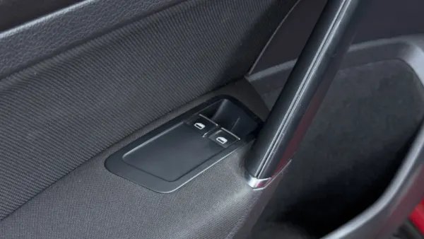 Volkswagen Golf 2.0 TDi GTD 17