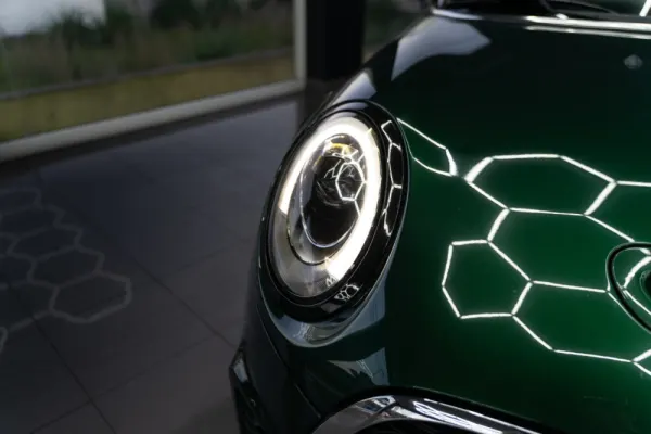 MINI 3 Portas John Cooper Works Plus Auto Desportiva 38